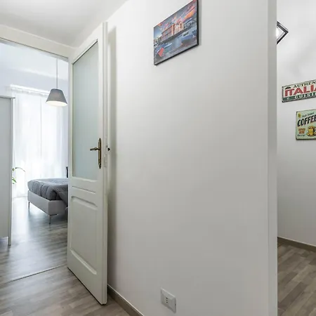 Sun House Апартаменти
