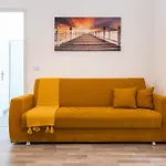 Apartament Sun House *