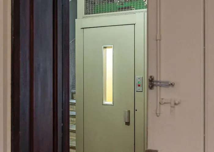 Sun House Apartment *